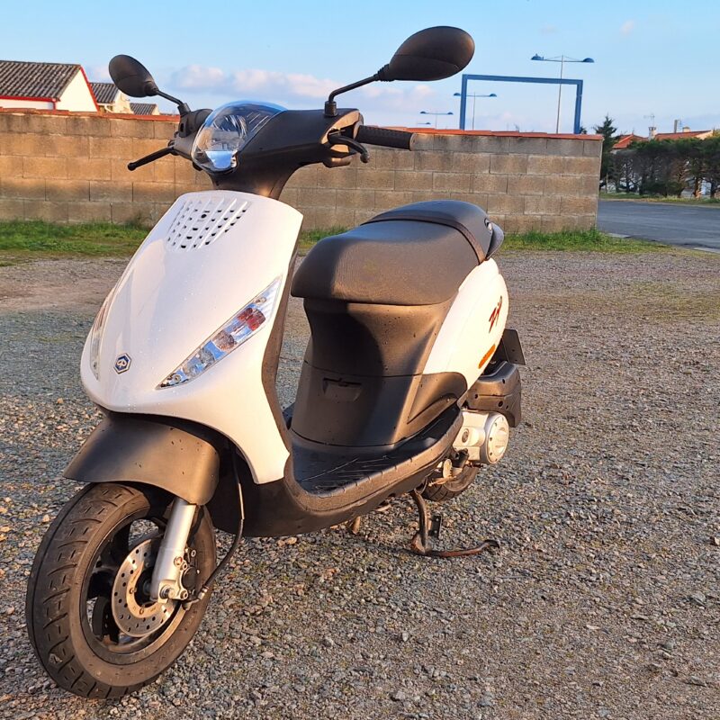 PIAGGIO ZIP 50 4T (2022)