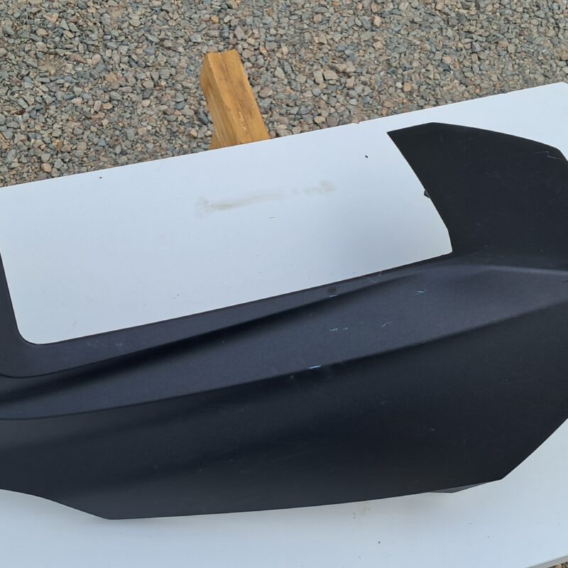 HONDA FORZA 125 (2021-2024) cache latéral avant droit