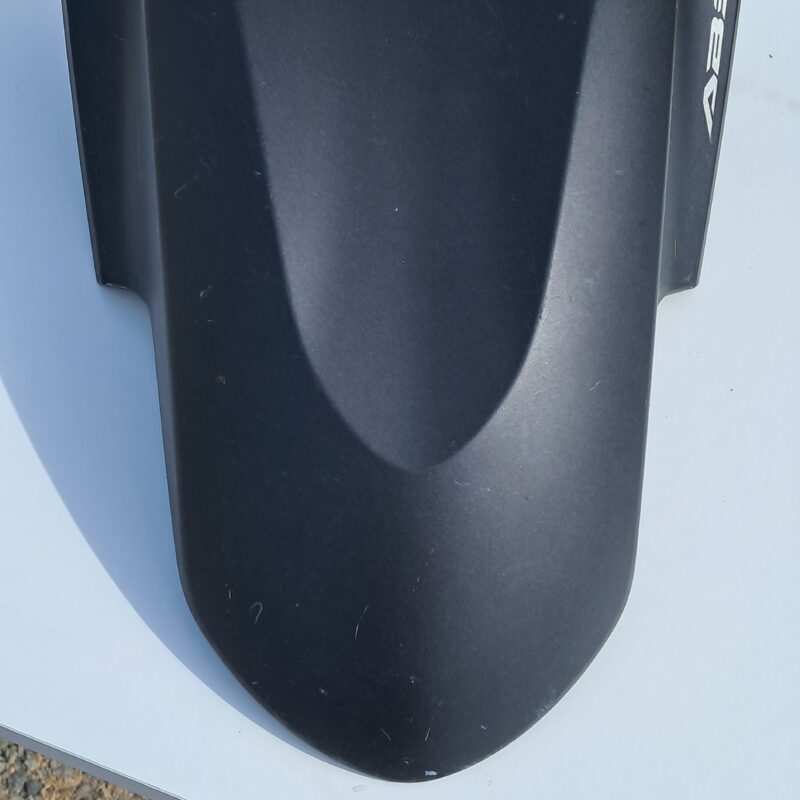 HONDA 125 FORZA (17/20) demi garde boue AV