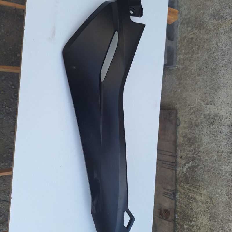 HONDA FORZA 125 (2017/2020) bas de carénage droit